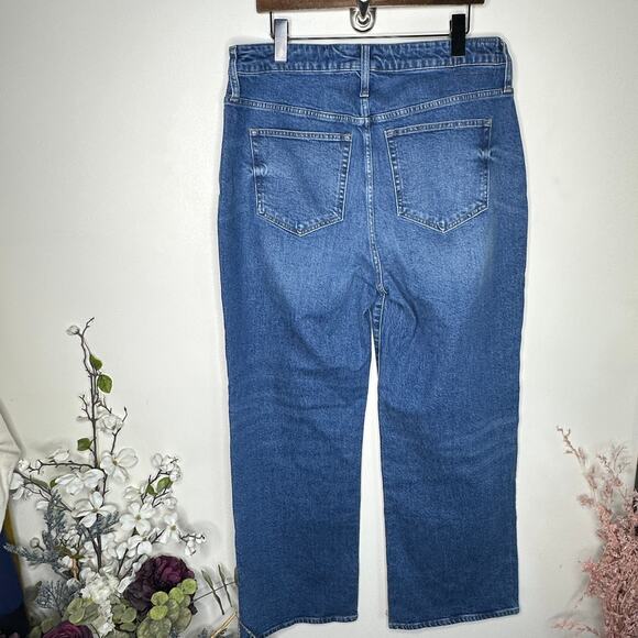 J. CREW Curvy Slim Wide Jeans in 1996 Semi-Stretch Medium Wash Sz 32T {3K1} - Picture 4 of 7